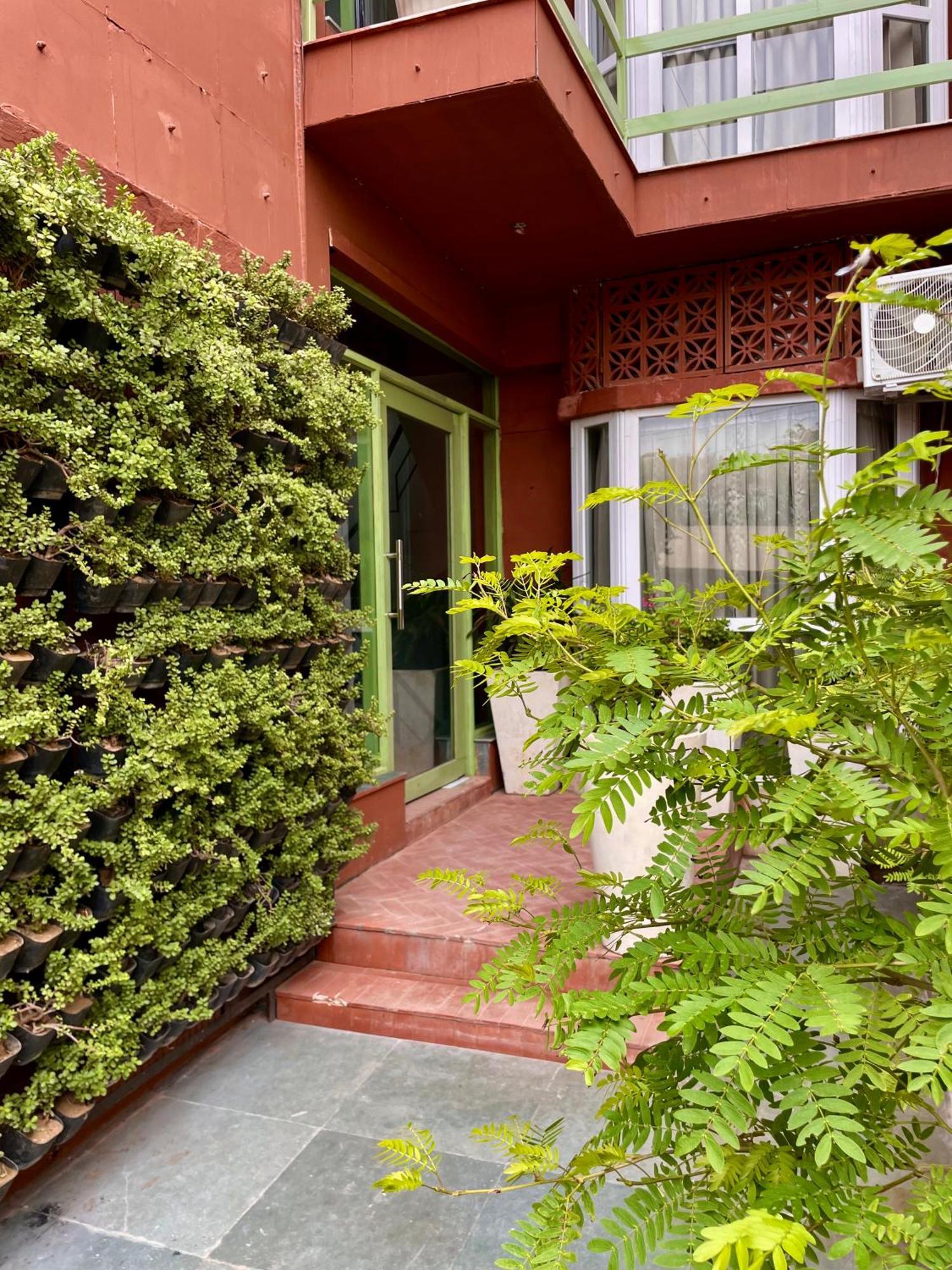Firebrick Boutique Residences - Amethyst House Gurgaon Exterior photo