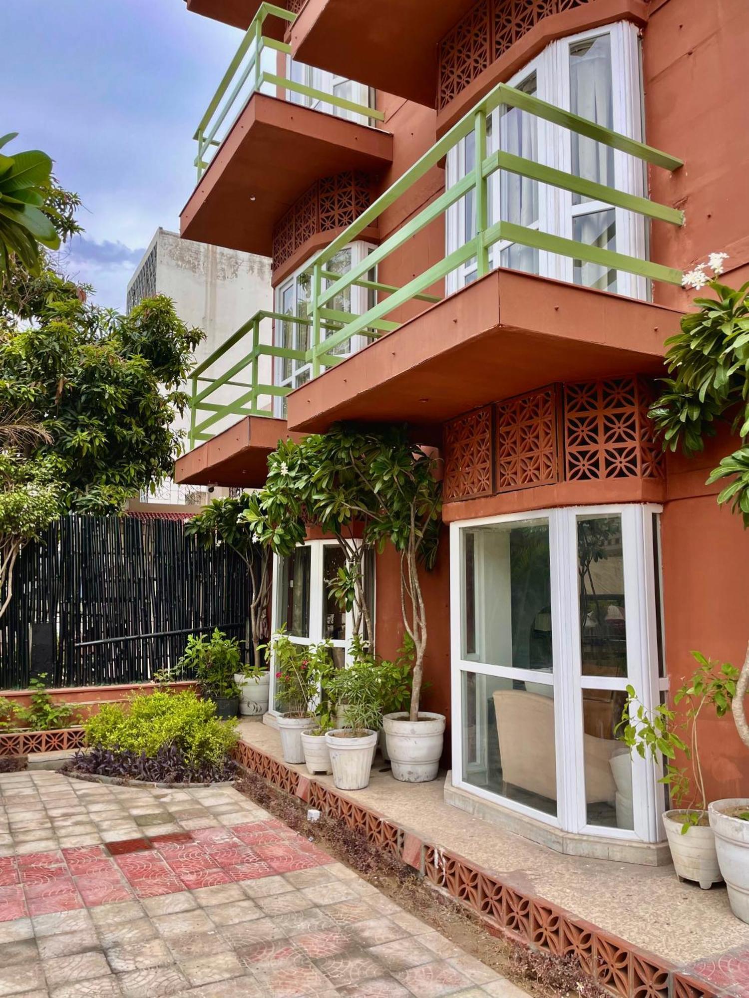 Firebrick Boutique Residences - Amethyst House Gurgaon Exterior photo